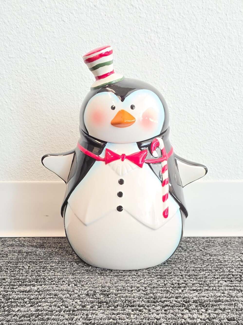 Pier 1 Imports Hand-Painted Dolomite Penguin Christmas Cookie Jar